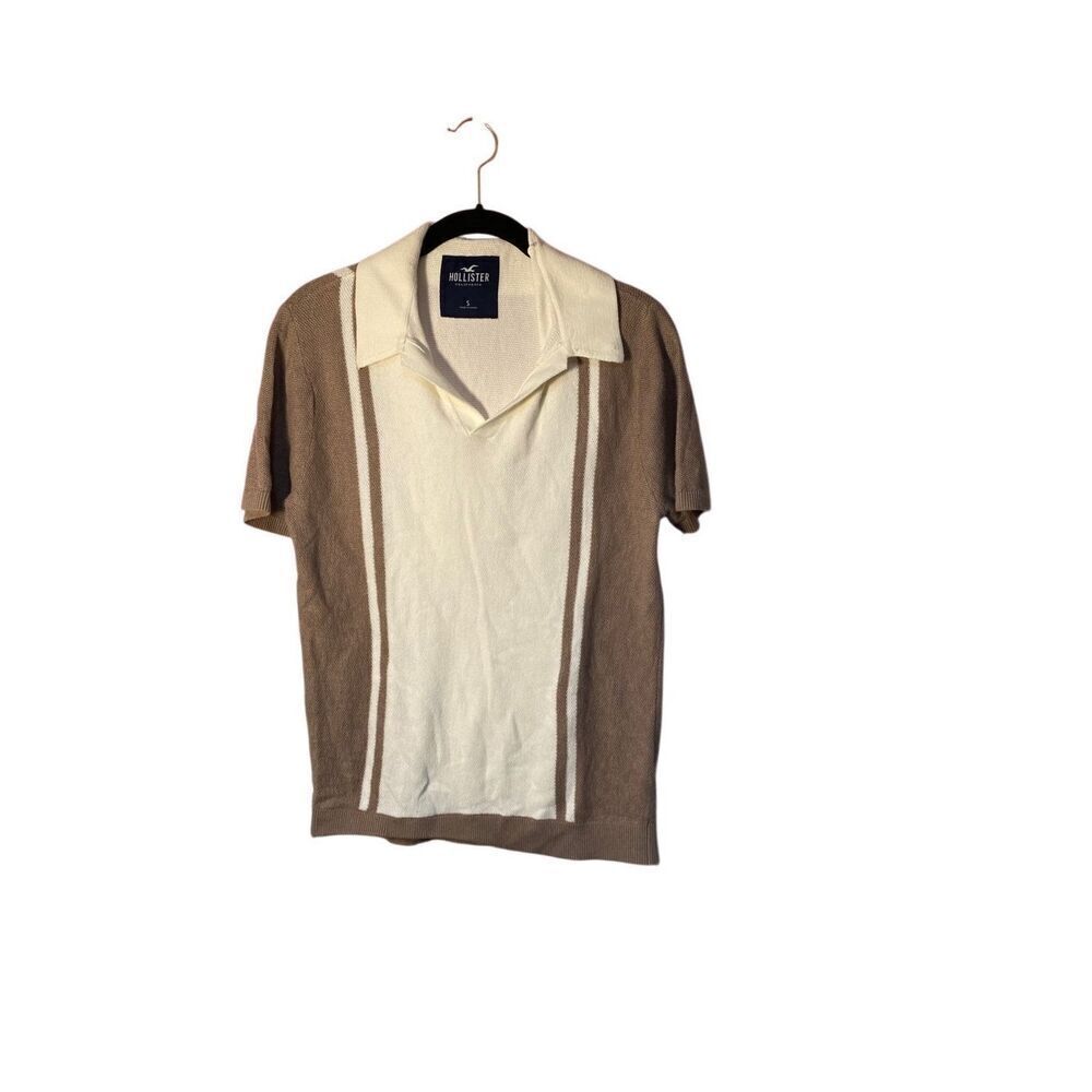 Hollister Men’s Short Sleeve White and Brown Knit Top Size Small